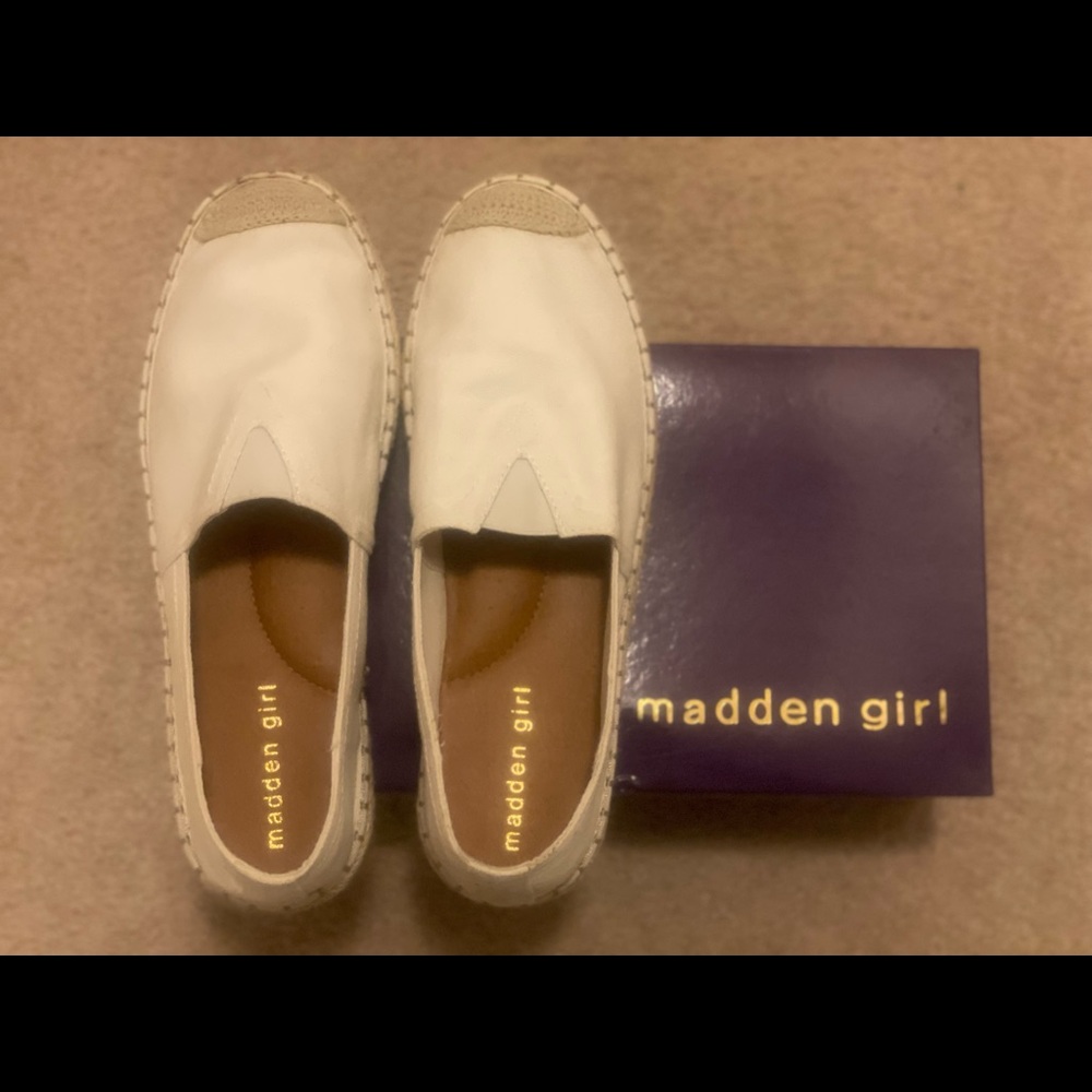 Madden Girl Flats